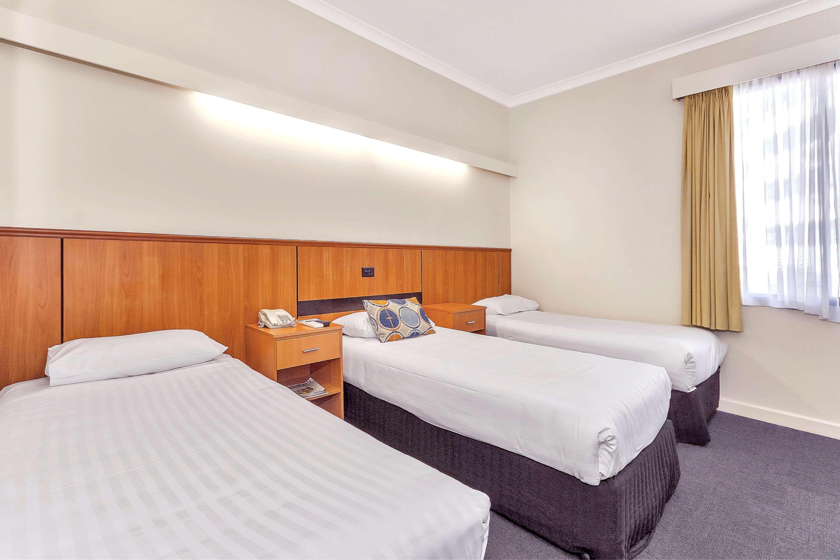 Metro Hotel Perth City Екстер'єр фото