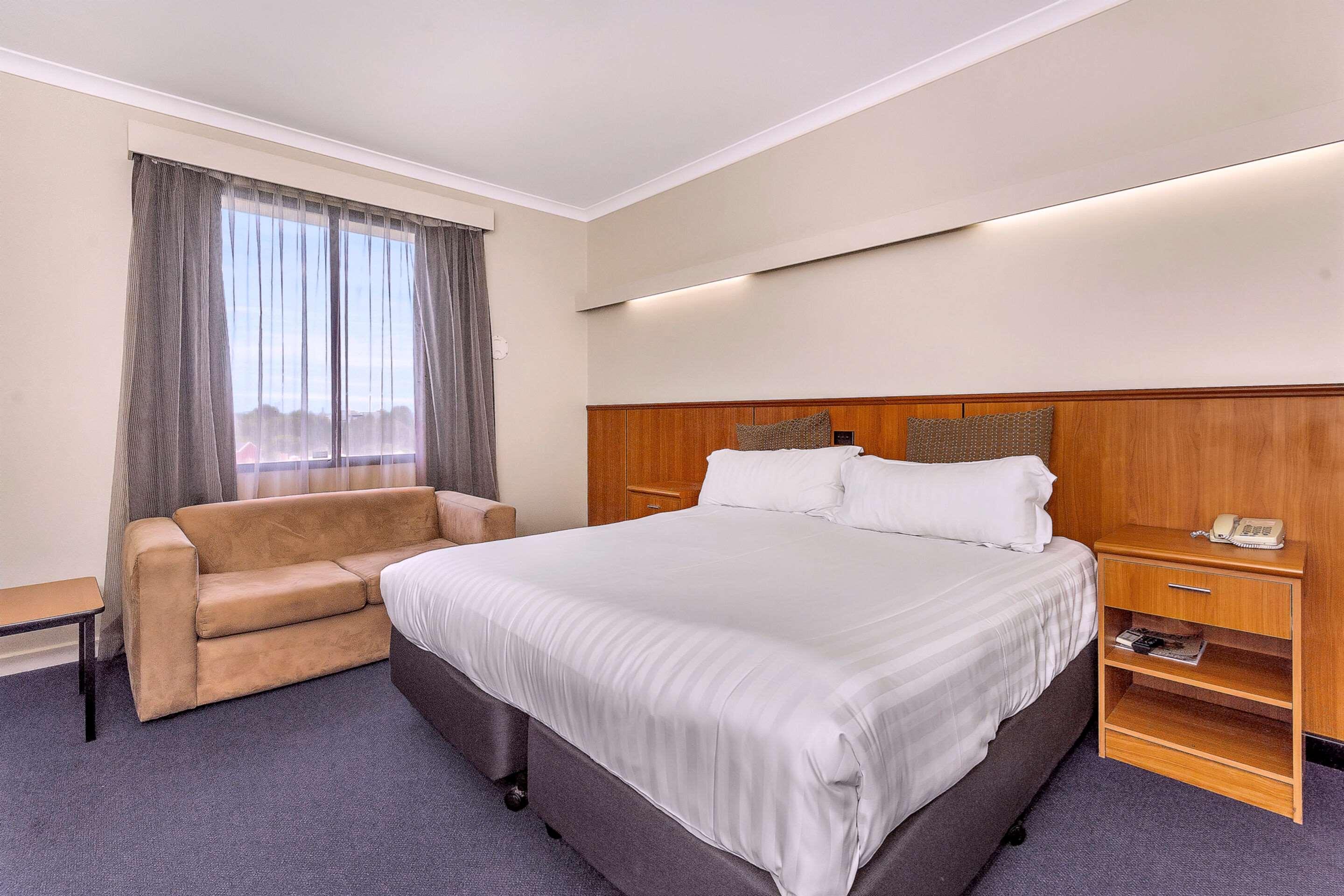 Metro Hotel Perth City Екстер'єр фото