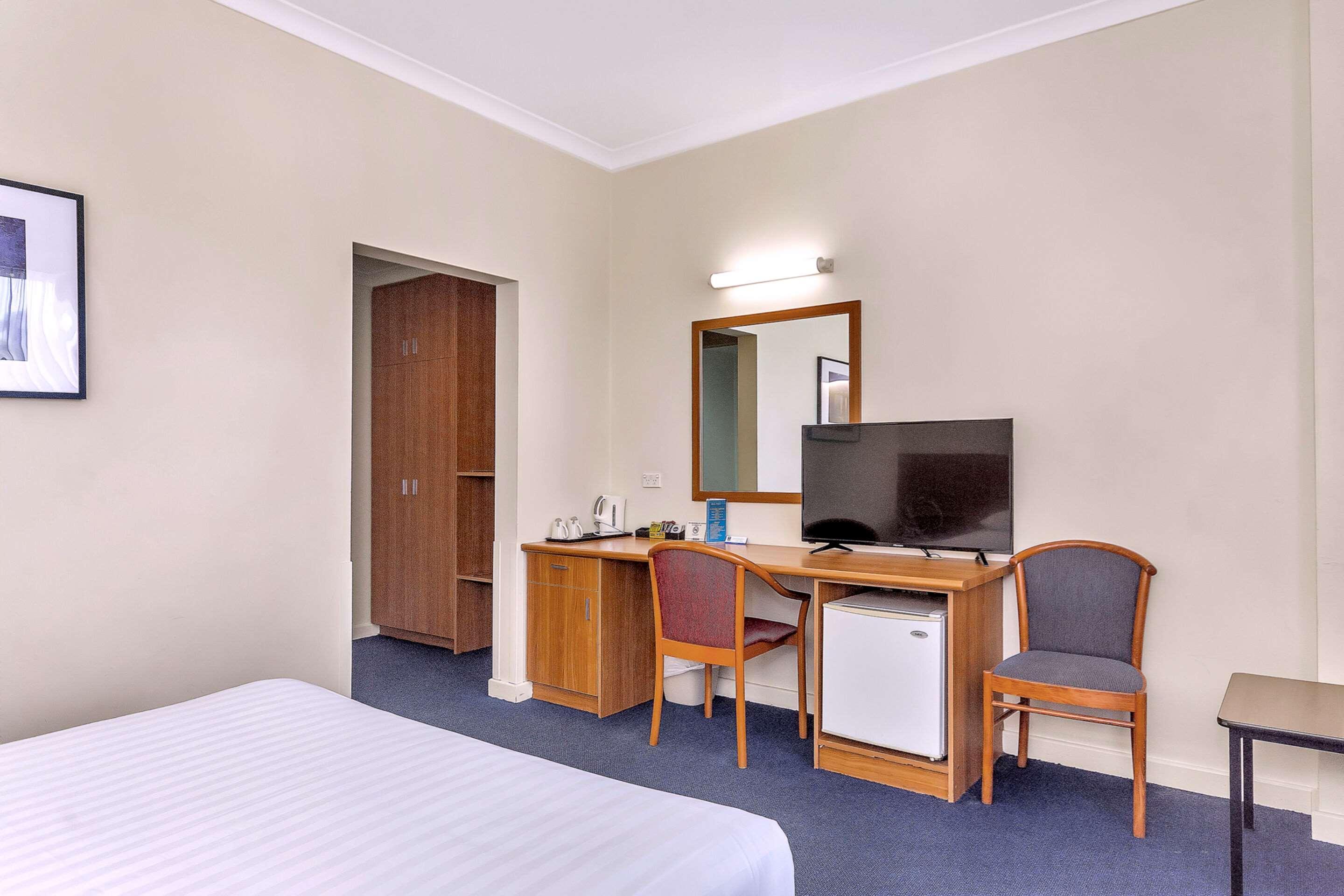 Metro Hotel Perth City Екстер'єр фото