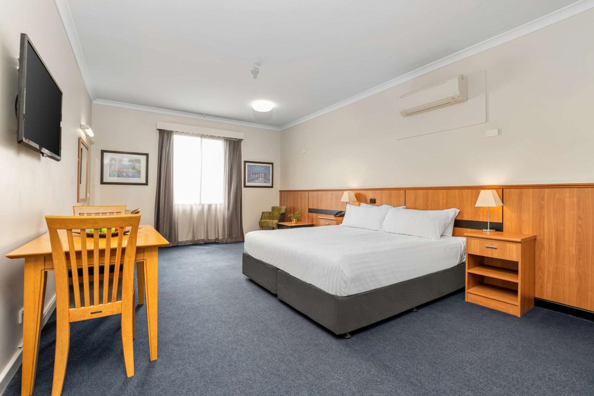 Metro Hotel Perth City Екстер'єр фото