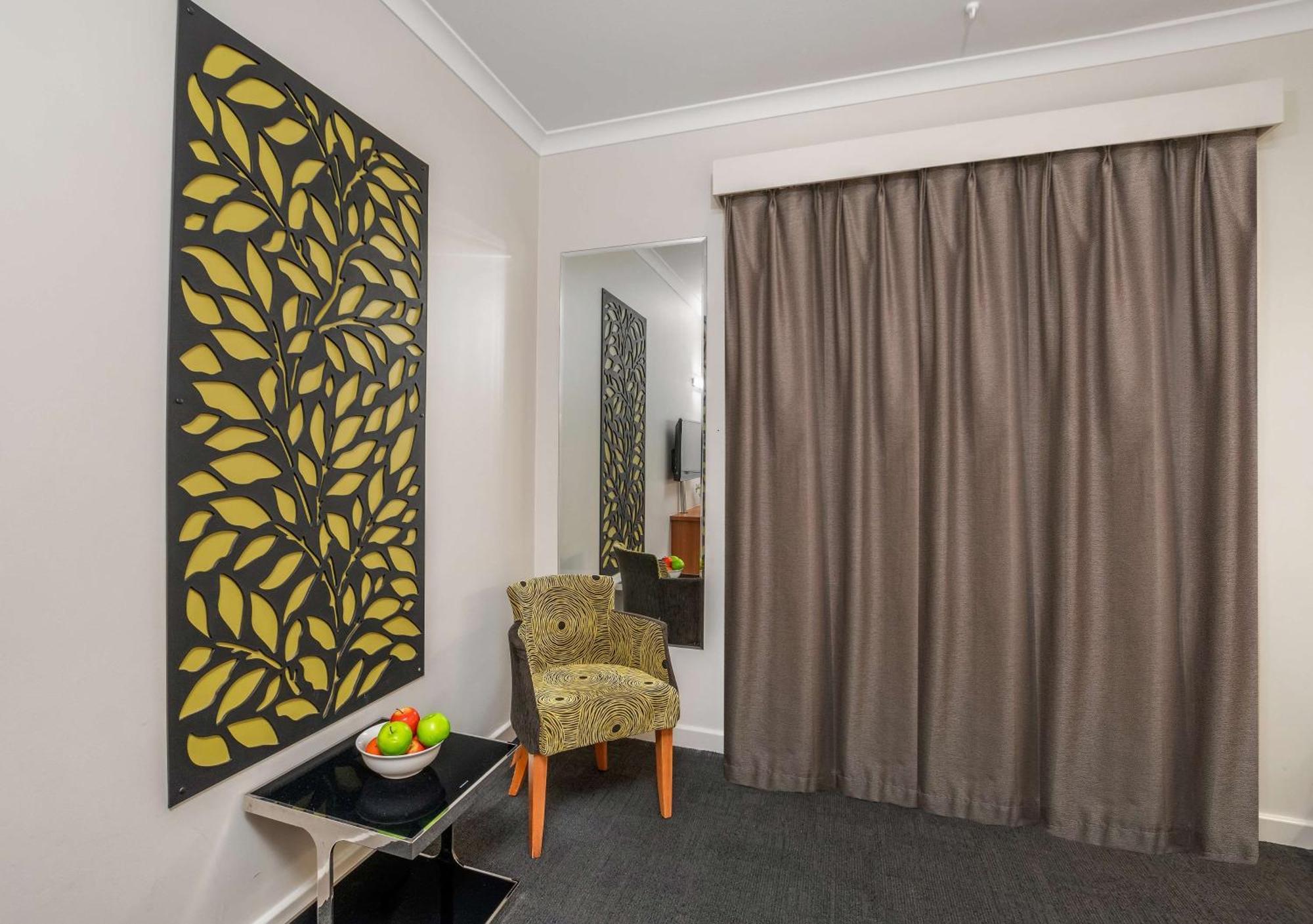 Metro Hotel Perth City Екстер'єр фото