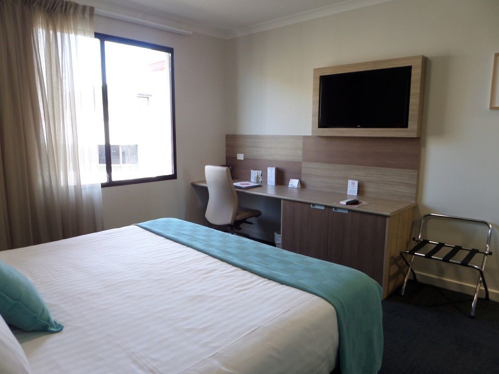 Metro Hotel Perth City Екстер'єр фото