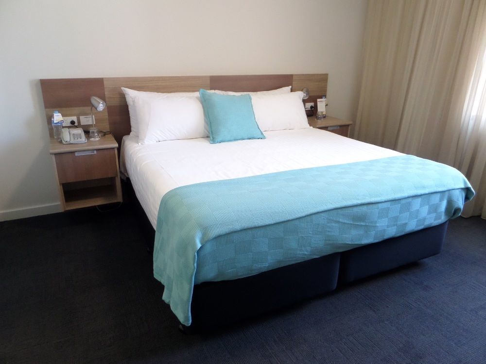 Metro Hotel Perth City Екстер'єр фото