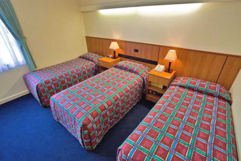 Metro Hotel Perth City Екстер'єр фото